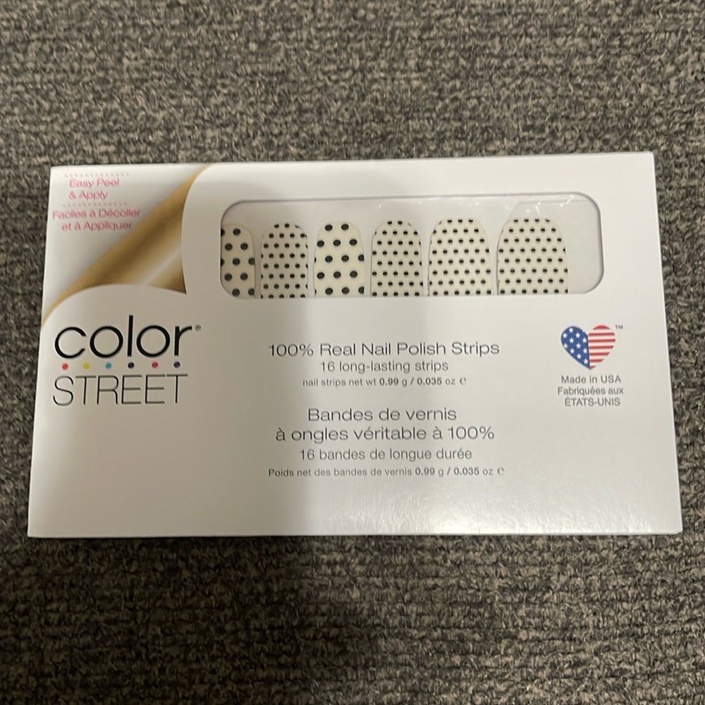 NWT ColorStreet Polka Dot Com